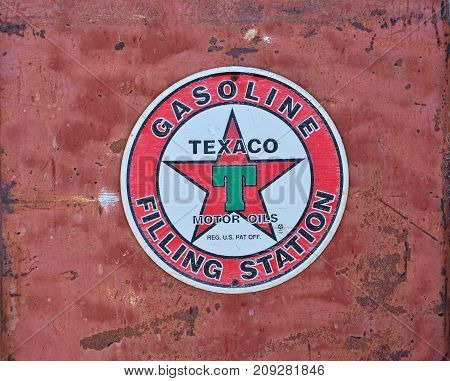Texaco Sign An American Oil.