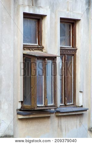 Windows on the old building old kibitz window