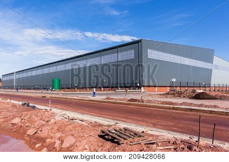 New Lareg Warehouse Building