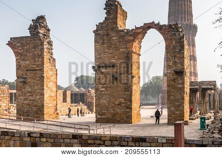 Qutb Complex (qutub