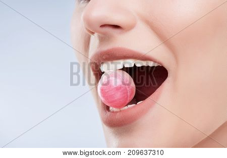 Rose Round Candy In A Mouth