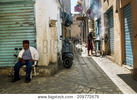Sousse.Tunisia.24 may 2017.The inhabitants of Sousse in the narrow streets of the Medina old town