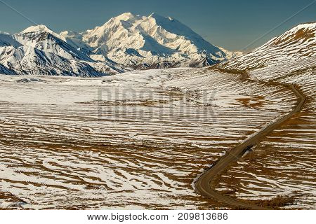 Mt.Denali, Mt. McKinley, the view from Eielson Visitors Centre in Denali National park, Alaska, US