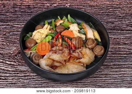Fried Big Noodle Topped Mixed Vegetables For Organic Food.