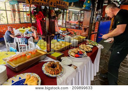 Restaurant La Choza Del Chef In Oaxaca