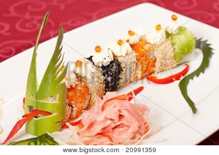 Sushi sulla piastra