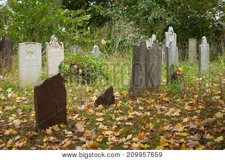 Metuchen Colonial Cemetery