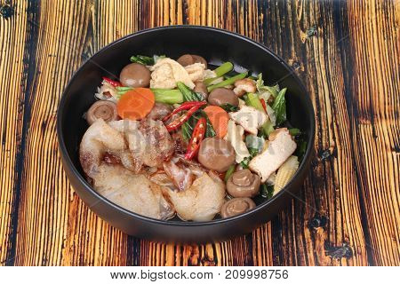 Fried Big Noodle Topped Mixed Vegetables For Organic Food.