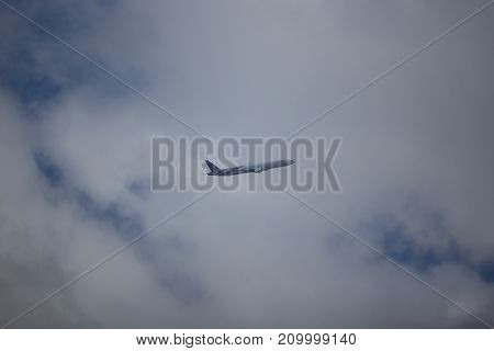 Boeing 777-300 Hs-tkd Tg103