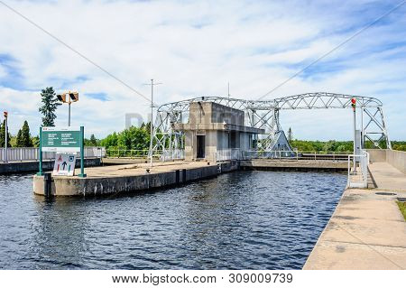 Kawartha Lakes, Canada - June 22, 2018: The Kirkfield Lift Lock, Seen From The Upper Level, Is At Th