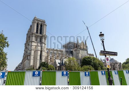 Paris, France - June 27, 2019: Cath Drale Notre-dame De Paris Construction And Refurbishment Rebuild