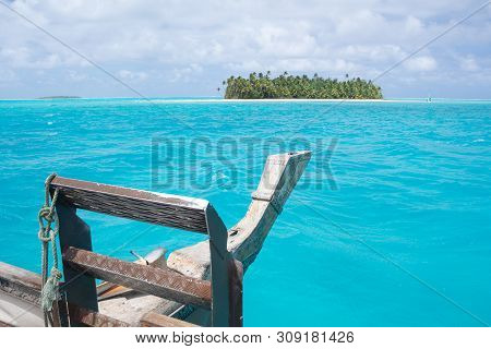 Vaka Cruise In The Amazing Blue Lagoon At Aitutaki, Cook Islands, New Zealand