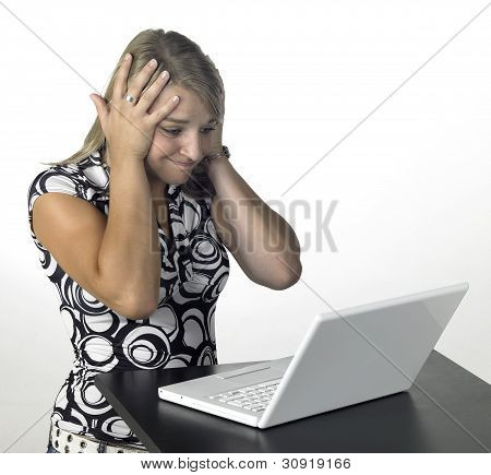 Blonde meisje - Computing Shit gebeurt