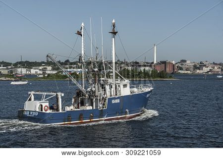 Fairhaven, Massachusetts, Usa - July 1, 2019: Commercial Fishing Vessel Fair Wind Returning To Port 