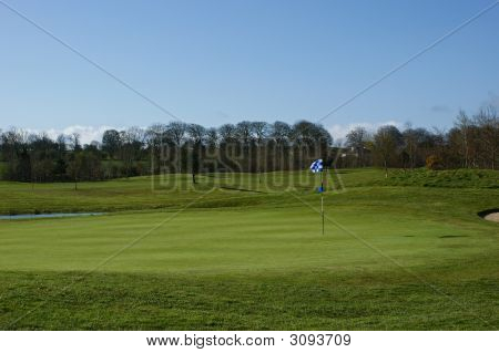 Golfové Hole s příznakem