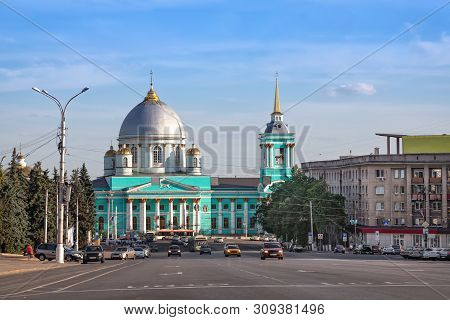 Kursk, Russia. Znamensky Cathedral And Krasnaya Ploshchad (red Square)