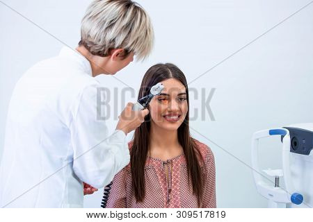 Eye Health Cheking With Ophthalmological Equipment In The Laboratory. Using Special Device Oculist T