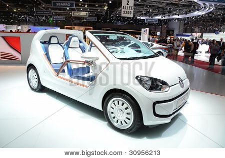 Genève - 12. marts: Volkswagen op! konceptet udstillet på 82 Geneve Motor Show i marts 12, 2012 i 