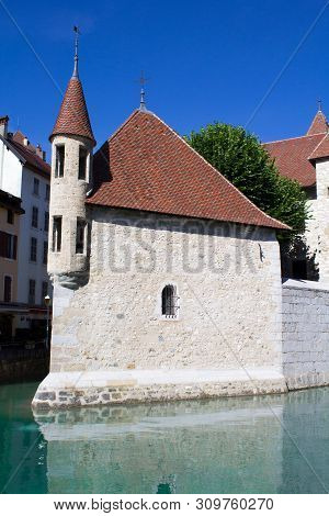 Beautiful View Of Island Palace On A Sunny Day.annecy.france.