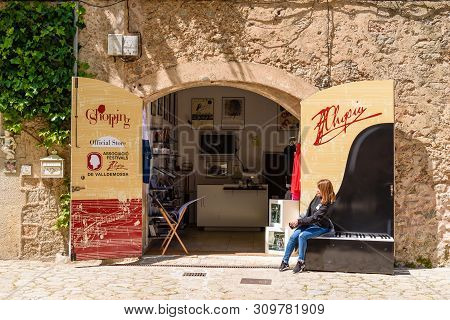 Mallorca, Spain - May 7, 2019: Official Store Of Fryderyk Chopin. Chopin And George Sand Lived In Va