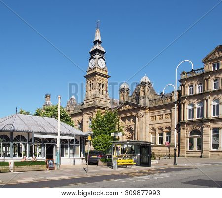Southport, Merseyside, United Kingdom - 28 June 2019: A Street View Of The Atkinson Buildings With C