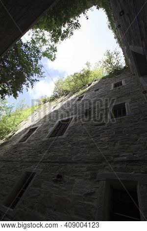 Bodmin (england), Uk - August 20, 2015: Bodmin Jail Naval Prison Outside View, Cornwall, England, Un