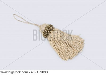 Hanging Rope Silk Cloisonne Tassel Fringe On A White
