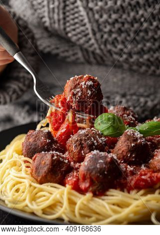 Vegetarian Spaghetti With Meat Free, Vegan Meatballs In Rich Tomato Sauce, Grated Cheese And Basil L