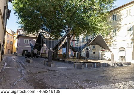 Piazza Dell'olmo In The Center Of The City Of Terni