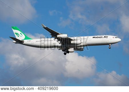 Istanbul, Turkey - March 30, 2019: Mahan Air Airbus A340-300 Ep-mmt Passenger Plane Landing At Istan