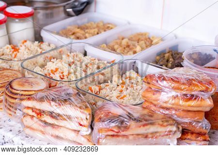 Ready Made Food Containers. Lunch Portion Control Containers. Concept Of Storing Ready Made Dinner A