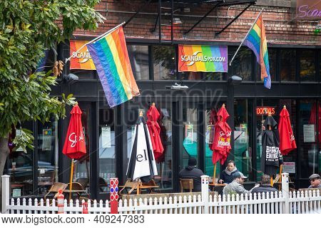 Portland, Oregon Usa - Feb. 20, 2021:  Out-door Dining Now Open In Portland After Pandemic Restricti