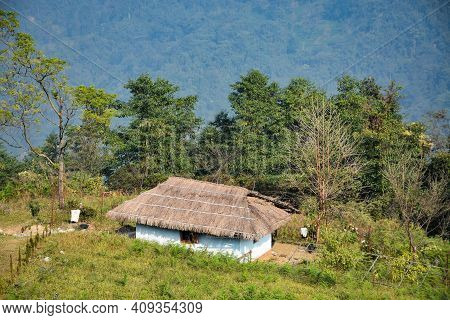 Beautiful Thatch Hut In Remote Darjeeling Hill With Blissful And Scintillating Himalayan View