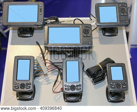 Fish Finders Water Depth Sonar Gps Satelitte Maps Electronics