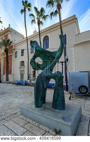 Tel Aviv, Israel - December 28, 2015: Modern Sculpture In Yaffo
