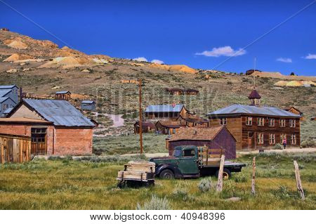 Old Gold-digger Village