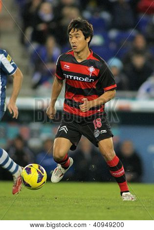 BARCELONA - 12 de janeiro: Park Chu-Young do Celta de Vigo durante um campeonato espanhol corresponde entre Espanyol 
