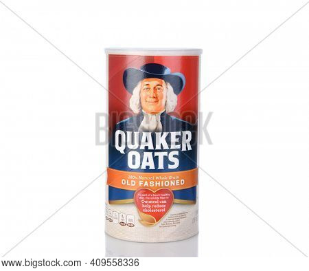 IRVINE, CA - January 05, 2014: A box of Quaker Oats Old Fashioned. Founded in 1901 the Quaker Oats Company has been owned by Pepsico since 2001.