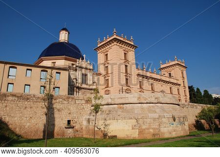 VALENCIA, SPAIN - SEPTEMBER 2, 2019: The Museu de Belle Arts (Museum of Fine Arts) by the Turia river park. Built between 1683-1744 as a religious seminary, it became a museum in 1913.