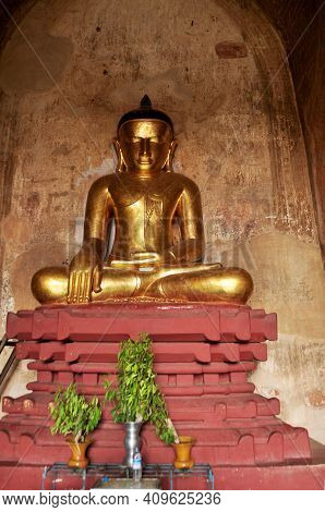 Golden Buddha Image Statue Burma Style In Sulamani Paya Temple For Burmese And Foreign Traveler Trav