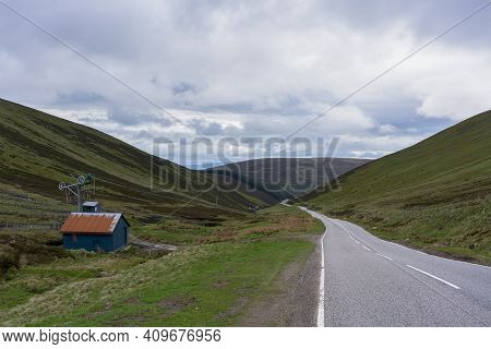 Beautiful Scenery Road Trip From Inverness To Aviemore , Scotland