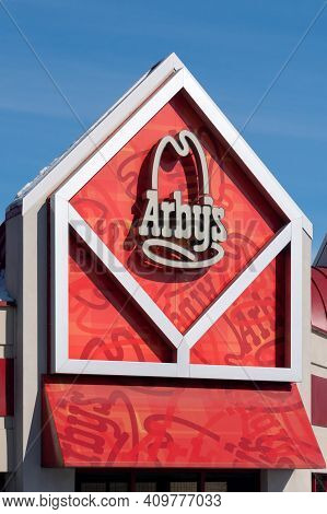 Arby's Fast Food Resturant Exterior And Trademark Logo