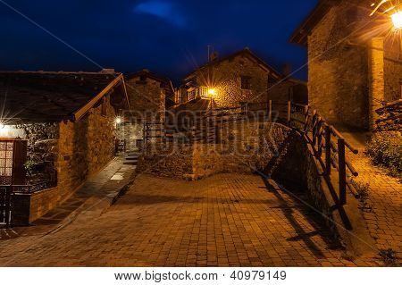 Strada del villaggio tipica
