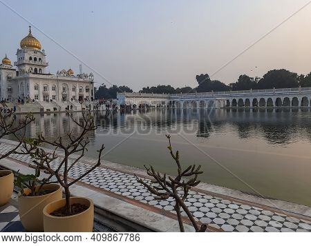 Gurdwara Bangla Sahib Is The Most Prominent Sikh Gurudwara, Bangla Sahib Gurudwara In New Delhi, Ind