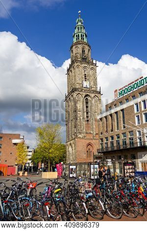 Groningen, The Netherlands - 17 Oct, 2020: The Martini Tower At The Square In Groningen With Bicycle