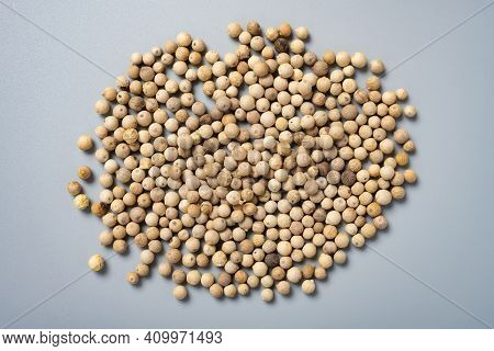 Top View Hujiao Or Piperis Fructus Or Black Pepper Fruit