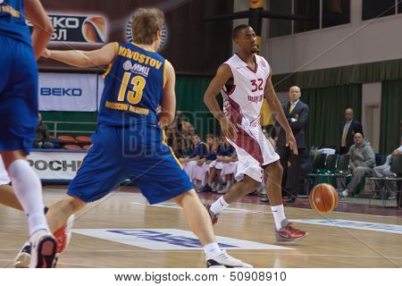 Aaron Miles