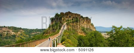 小さな町の侵食のため落ちて