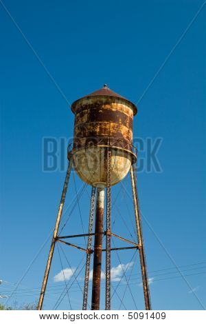 Rusty vesitorni