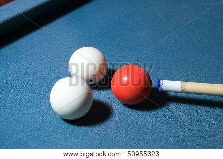 Carambole Balls And Cue Near Rail
